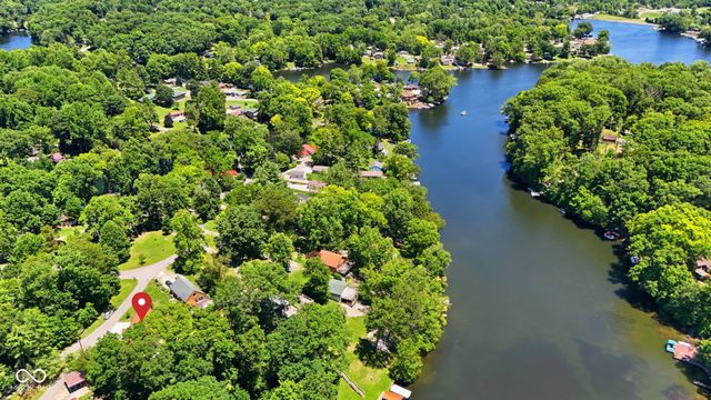 627 W Hemphill Drive, Nineveh, IN 46164
