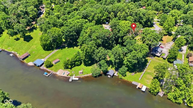 627 W Hemphill Drive, Nineveh, IN 46164