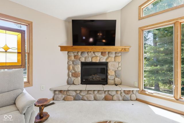 627 W Hemphill Drive, Nineveh, IN 46164