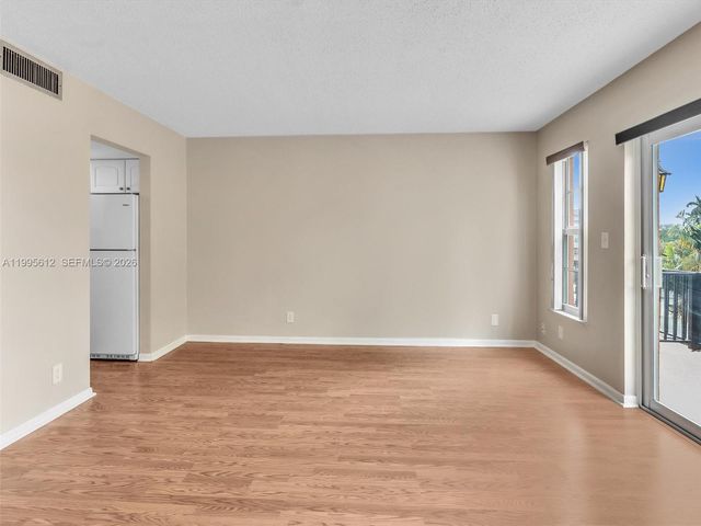 620 Tennis Club Dr 306, Fort Lauderdale, FL 33311