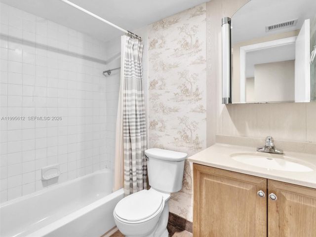 620 Tennis Club Dr 306, Fort Lauderdale, FL 33311