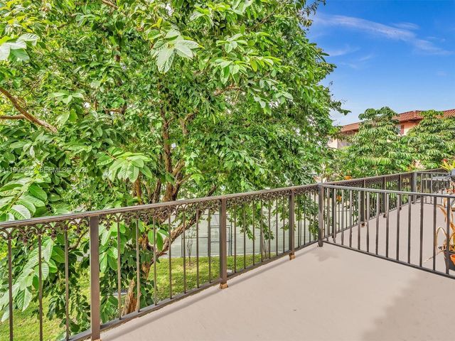 620 Tennis Club Dr 306, Fort Lauderdale, FL 33311