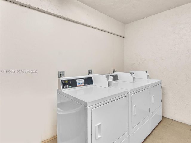 620 Tennis Club Dr 306, Fort Lauderdale, FL 33311
