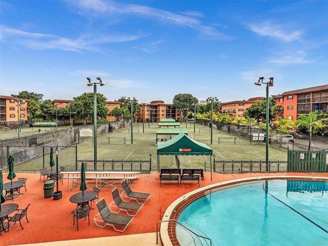 620 Tennis Club Dr 306, Fort Lauderdale, FL 33311