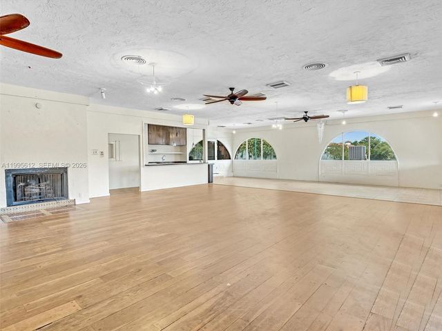 620 Tennis Club Dr 306, Fort Lauderdale, FL 33311