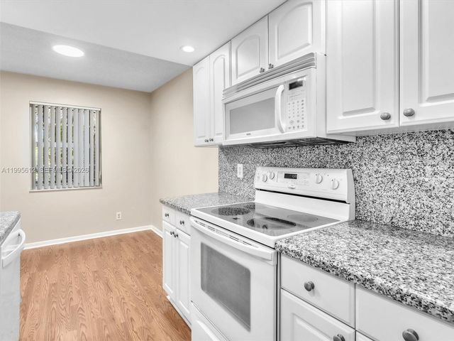 620 Tennis Club Dr 306, Fort Lauderdale, FL 33311