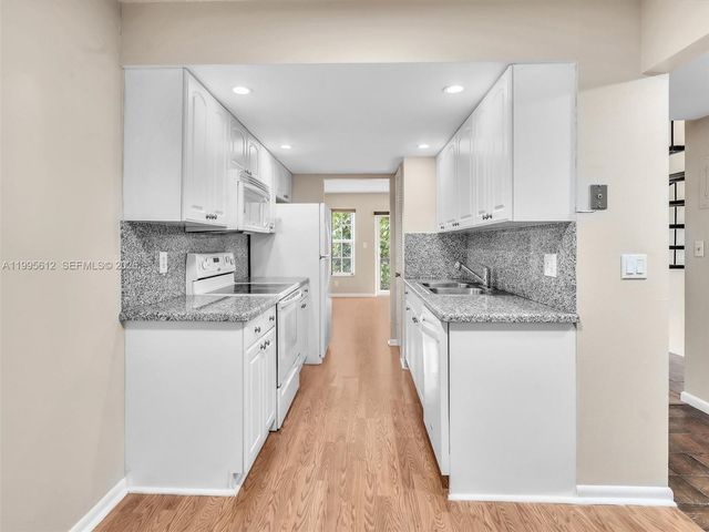 620 Tennis Club Dr 306, Fort Lauderdale, FL 33311