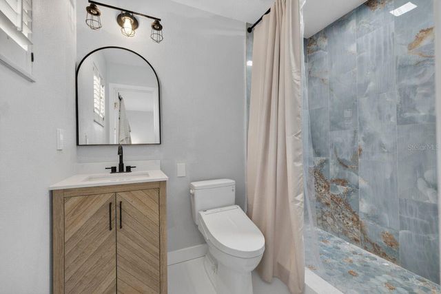 4724 SOAPSTONE DRIVE, Tampa, FL 33615