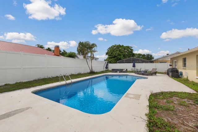 4724 SOAPSTONE DRIVE, Tampa, FL 33615