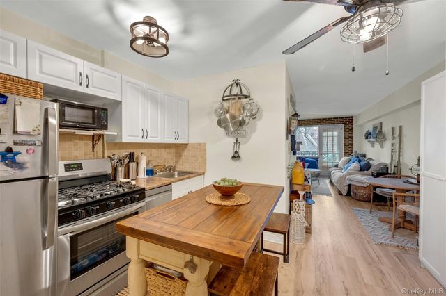 620 Pelham Road 4H, New Rochelle, NY 10805