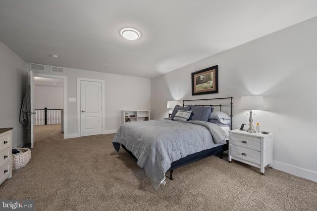 2843 TOWN VIEW CIR, New Windsor, MD 21776