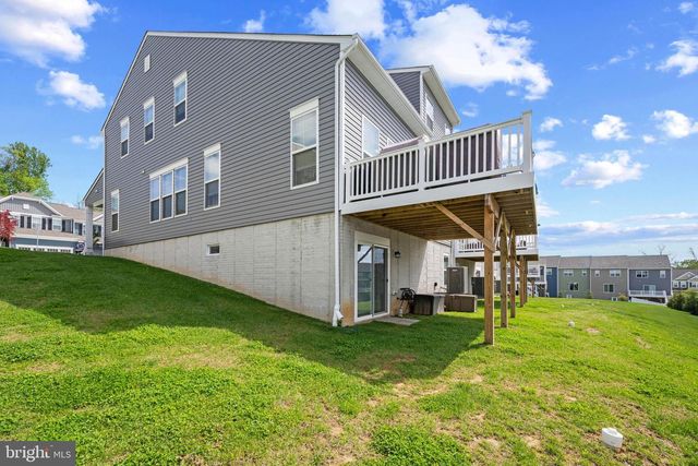 2843 TOWN VIEW CIR, New Windsor, MD 21776