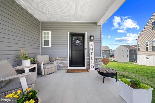 2843 TOWN VIEW CIR, New Windsor, MD 21776