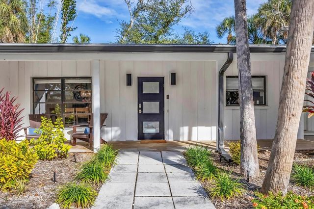 445 REID STREET, Sarasota, FL 34242