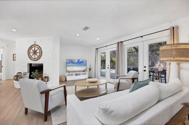 445 REID STREET, Sarasota, FL 34242