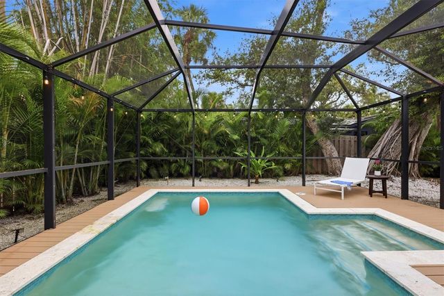 445 REID STREET, Sarasota, FL 34242