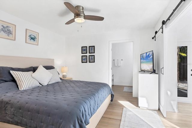 445 REID STREET, Sarasota, FL 34242