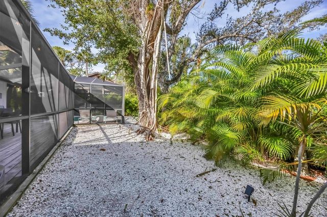 445 REID STREET, Sarasota, FL 34242