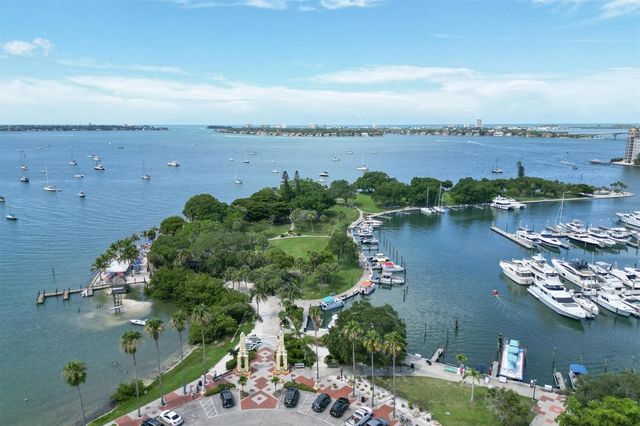 445 REID STREET, Sarasota, FL 34242