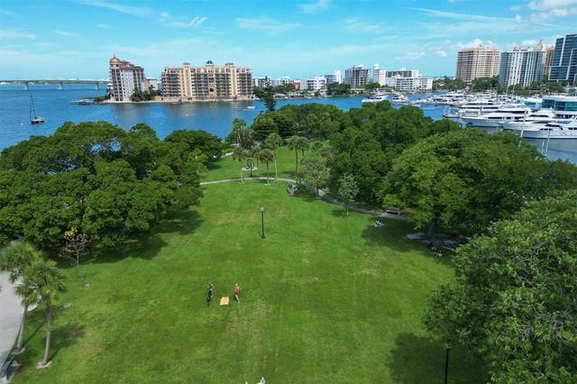 445 REID STREET, Sarasota, FL 34242