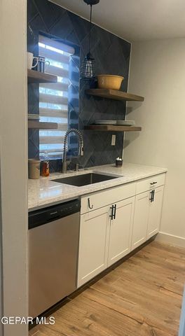 1415 N Ochoa Street A, El Paso, TX 79902
