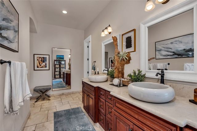 6190 Country Club, Merced, CA 95340
