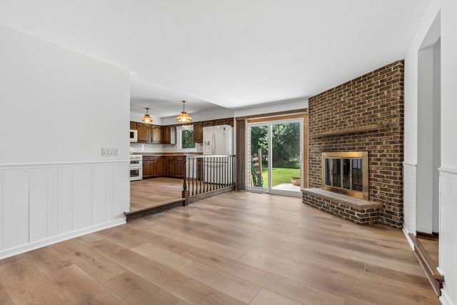 5017 Kenneth Drive, Crystal Lake, IL 60014