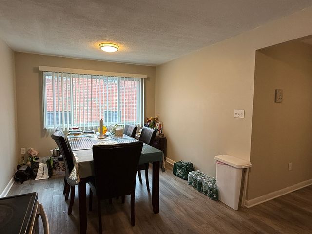 56 Seymour St 5, Boston, MA 02131