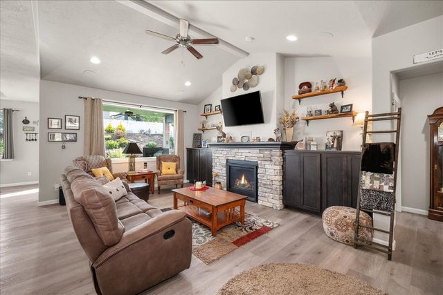 17508 E 15th Ave, Spokane Valley, WA 99016