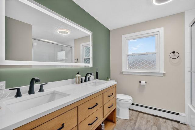 59 Bratt Lane, West Warwick, RI 02893