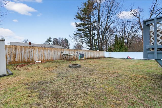59 Bratt Lane, West Warwick, RI 02893