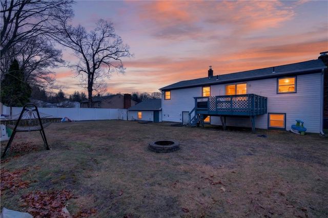 59 Bratt Lane, West Warwick, RI 02893