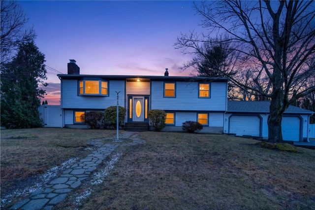 59 Bratt Lane, West Warwick, RI 02893