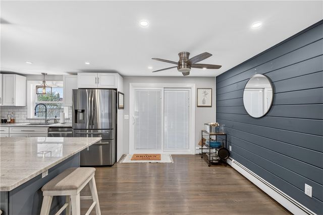 59 Bratt Lane, West Warwick, RI 02893