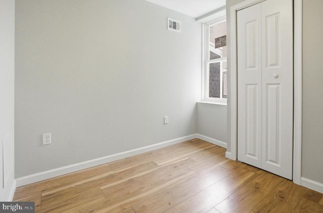 2215 EARP ST, Philadelphia, PA 19146