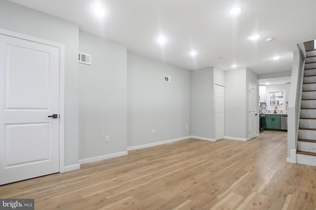 2215 EARP ST, Philadelphia, PA 19146