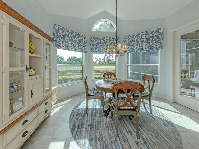 417 WELLINGTON COURT, Venice, FL 34292