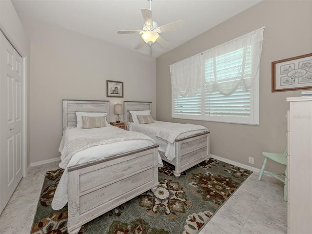 417 WELLINGTON COURT, Venice, FL 34292