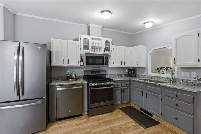 100 Stacey Drive, Hopkinton, NH 03229