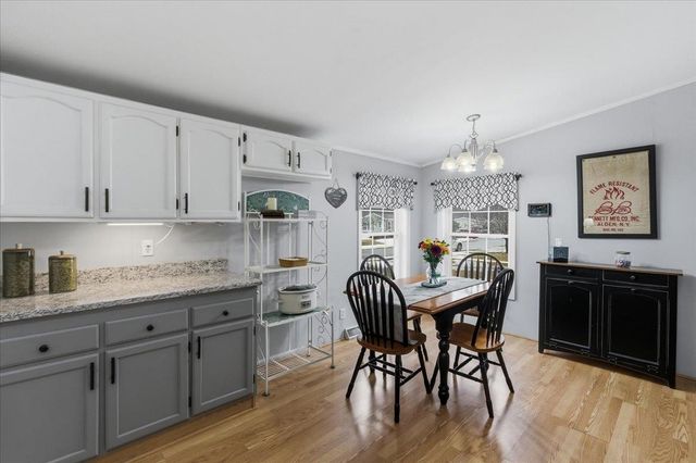 100 Stacey Drive, Hopkinton, NH 03229