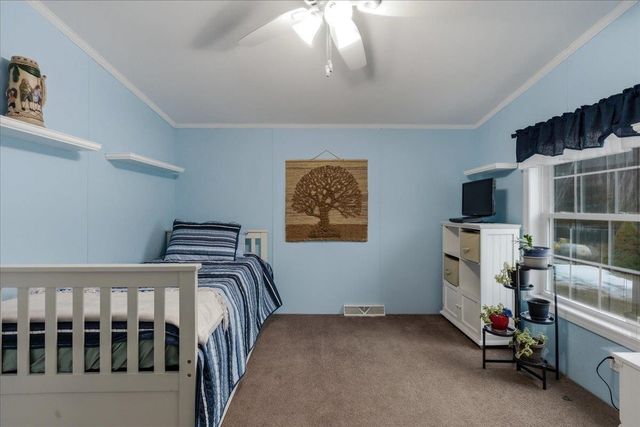 100 Stacey Drive, Hopkinton, NH 03229