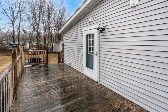 100 Stacey Drive, Hopkinton, NH 03229