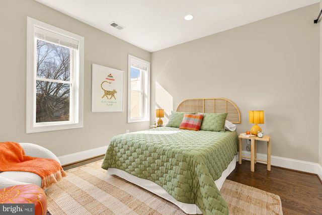 1415 F ST NE, Washington, DC 20002