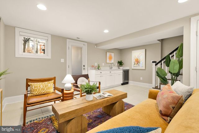 1415 F ST NE, Washington, DC 20002