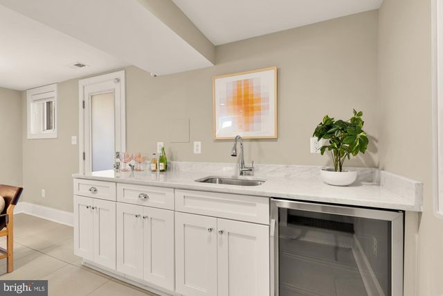 1415 F ST NE, Washington, DC 20002