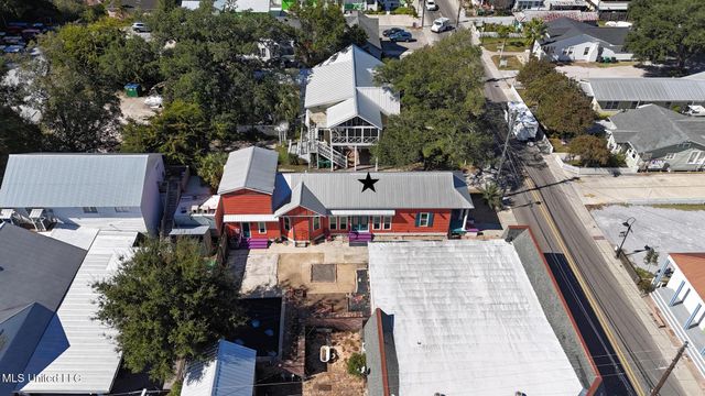 206 Main Street, Bay Saint Louis, MS 39520