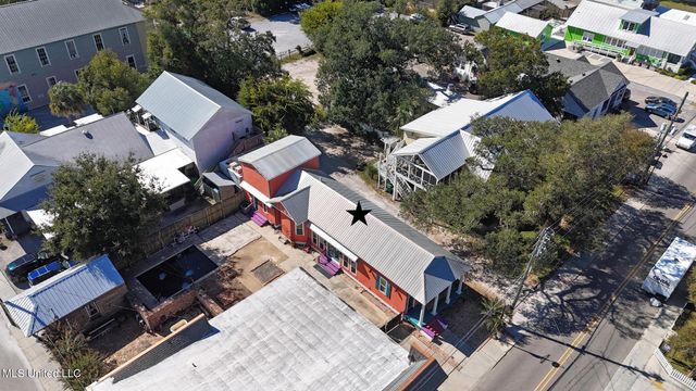 206 Main Street, Bay Saint Louis, MS 39520