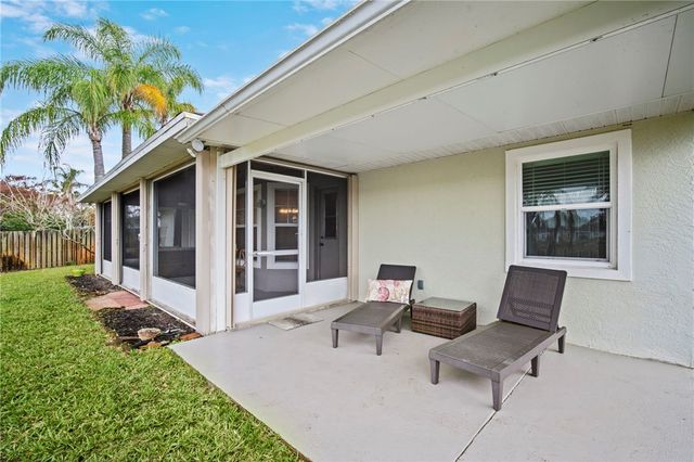 472 Arbor Street, Sebastian, FL 32958