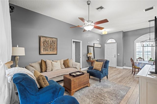 472 Arbor Street, Sebastian, FL 32958