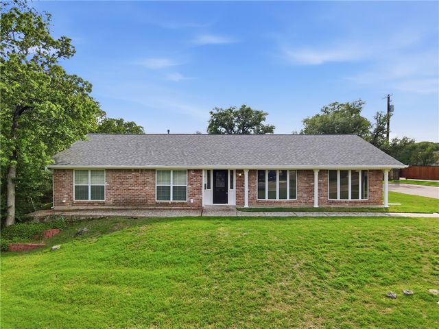 2104 Carter Creek Parkway, Bryan, TX 77802